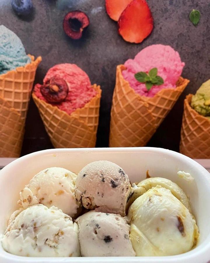 Bialy Dom Henlex Hotel Restauracja 포즈난 외부 사진