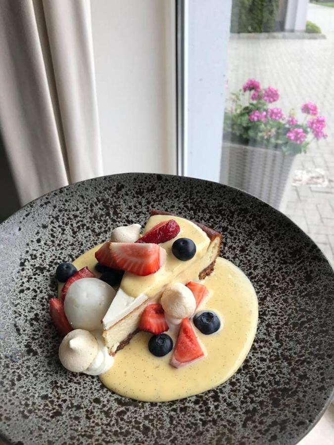 Bialy Dom Henlex Hotel Restauracja 포즈난 외부 사진