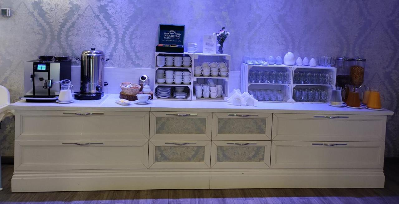 Bialy Dom Henlex Hotel Restauracja 포즈난 외부 사진